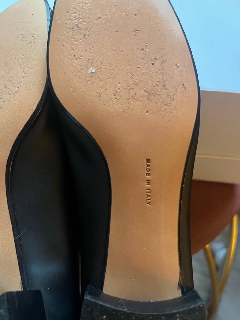Salvatore Ferragamo Black Leather Vara Mid Heel Pump with Silver Buckle Sz 5 - Picture 6 of 6